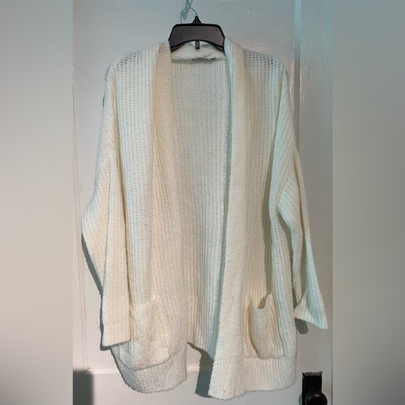 Active USA Sweaters - Active USA- sweater large